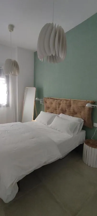 טריפה Mosaiko Apartments II 0*,